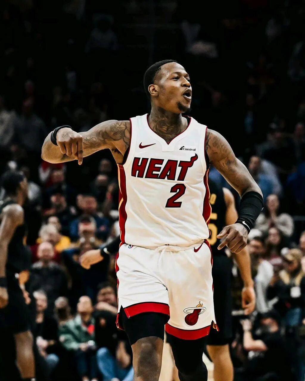 ZOTY-离谱！迈阿密热火绝杀压哨备战全明星赛波尔图清晨主帅复盘，窗口期北京国安再遭质疑的简单介绍